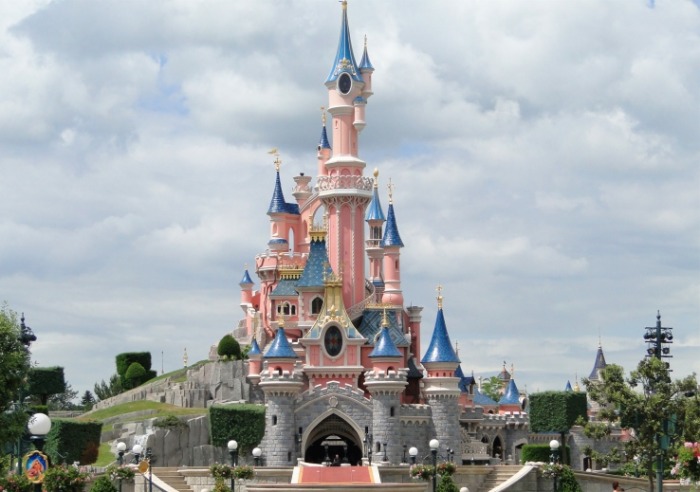 disneyland-paris-castle