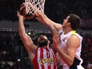 bjelica-olympiacos-fenerbahce-ulker_top16