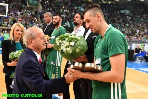 Honouring Panathinaikos 3