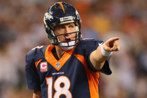 ARLINGTON, TX - OCTOBER 06:  Peyton Manning #18 of the Denver Broncos at AT&T Stadium on October 6, 2013 in Arlington, Texas.  (Photo by Ronald Martinez/Getty Images) *** Local Caption *** Peyton Manning