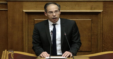 Γ. Μαυρωτάς: “Υπάρχει πολιτική βούληση να μην σταματήσει να κτυπά η καρδιά του αθλητισμού” Γ. Μαυρωτάς: “Υπάρχει πολιτική βούληση να μην σταματήσει να κτυπά η καρδιά του αθλητισμού”