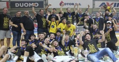 Εδώ περιφέρεια: Το Ρέθυμνο πανηγύρισε τον τίτλο στην ΕΚΑΣΚ (και την άνοδο στη National League 2)