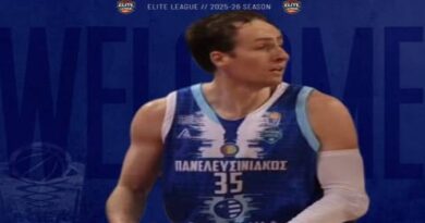 Στη Δόξα Λευκάδας ο Ντέιβιντ Βιζνιέφσκι Στη Δόξα Λευκάδας ο Ντέιβιντ Βιζνιέφσκι