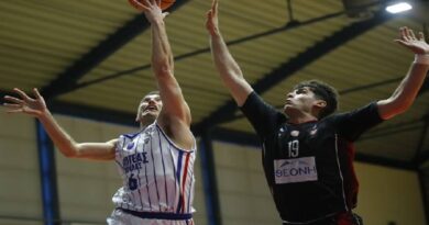 Elite League – Αποτελέσματα 25ης αγωνιστικής… «Μπαμ» από τους Σοφάδες, ο Φύτρος έσωσε τη Δόξα…