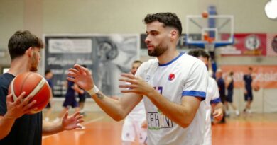 “Ψήλωσε” με Δόξα ο Πανελλήνιος “Ψήλωσε” με Δόξα ο Πανελλήνιος